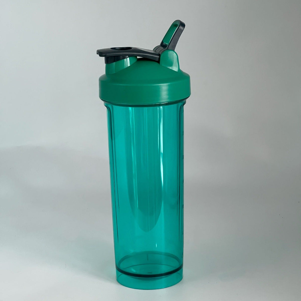 ILIORA SHAKER 750